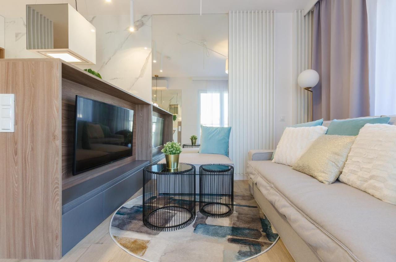 פוזנן Apartament Rozana מראה חיצוני תמונה