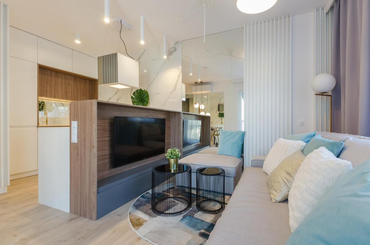 פוזנן Apartament Rozana מראה חיצוני תמונה